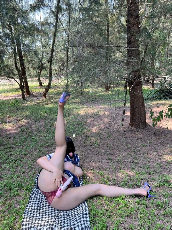 迷人的五姨太 – 户外玩道具【22P】